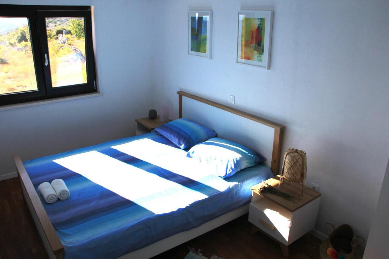 Villa Zlatno Sunce In The Hills Near Trogir Vrsine Екстериор снимка